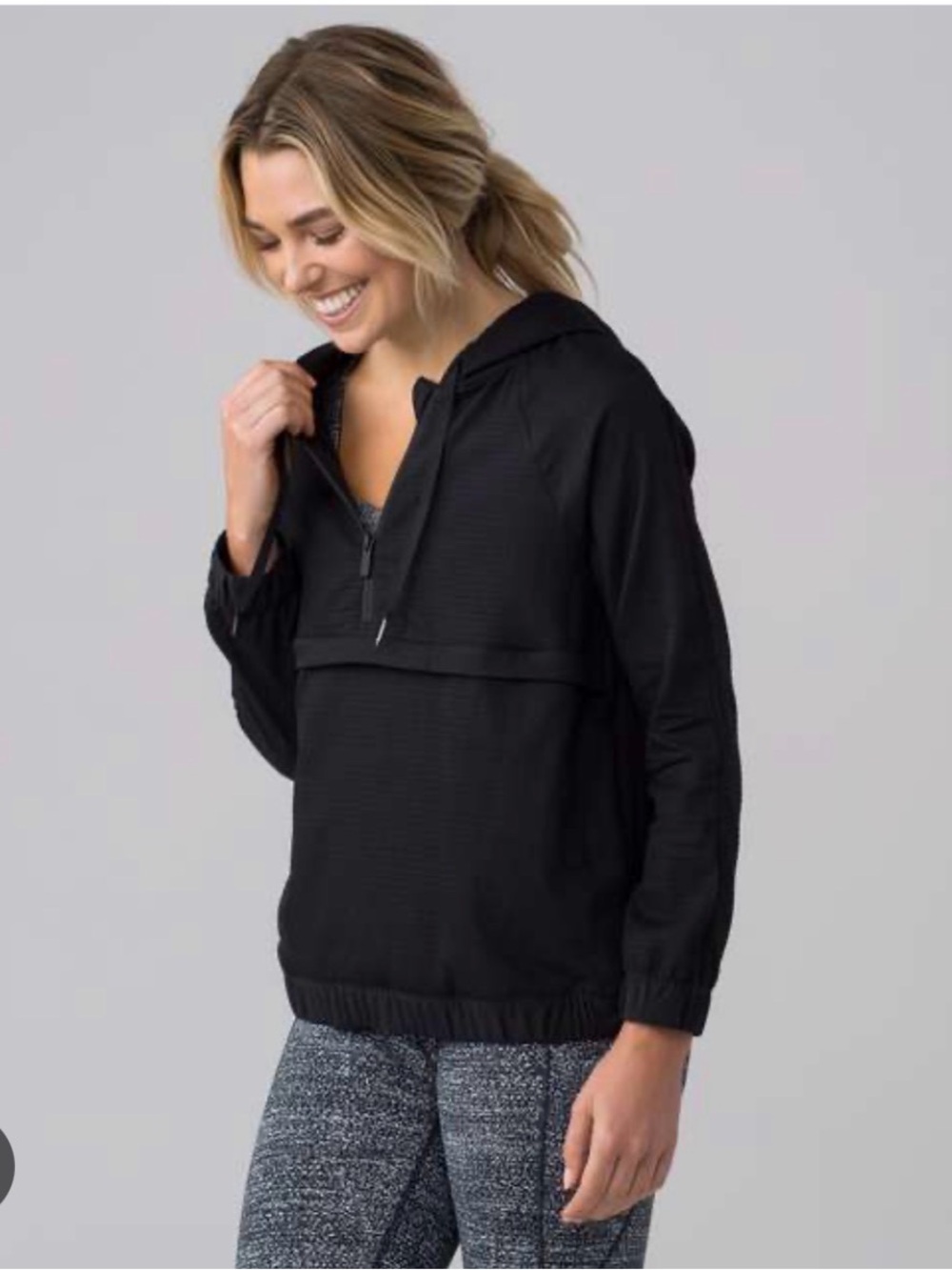 Lululemon Pack Light 1/2 Zip Pullover